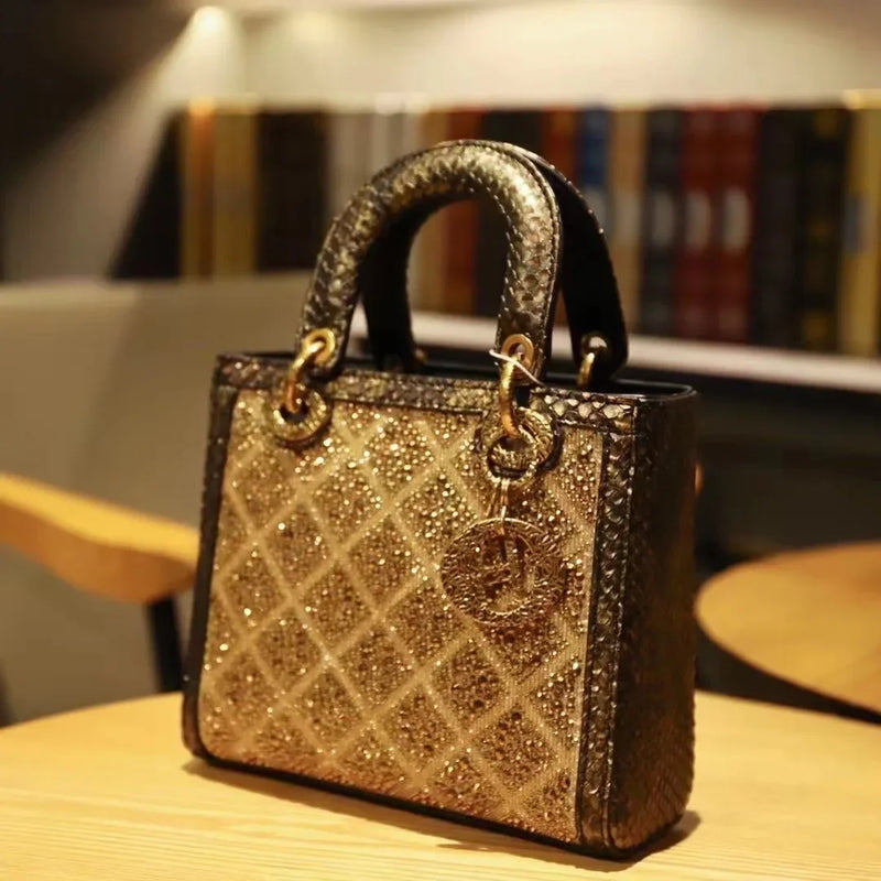 Diamanté Argyle Shoulder Crossbody Bag – 2024 Luxury Style