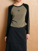 DUSHU Retro Round Neck Long Sleeve Tee