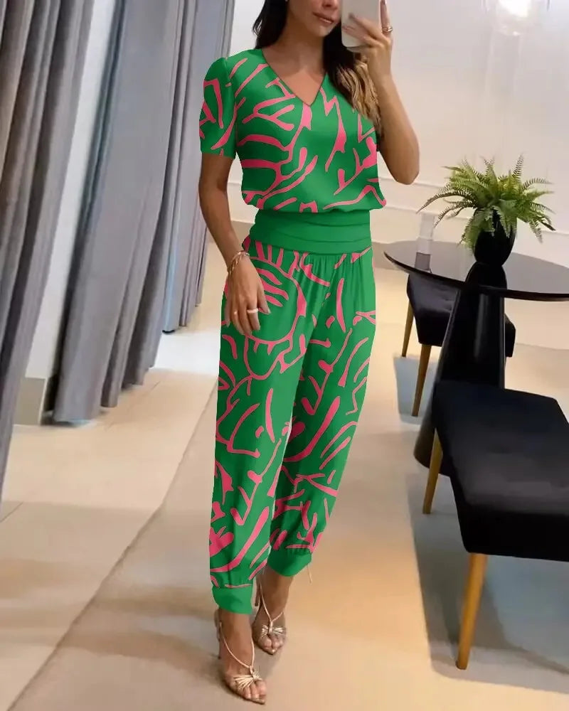 Floral Print V-Neck Tee & Pants Set