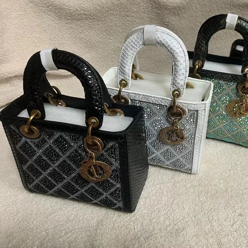 Diamanté Argyle Shoulder Crossbody Bag – 2024 Luxury Style