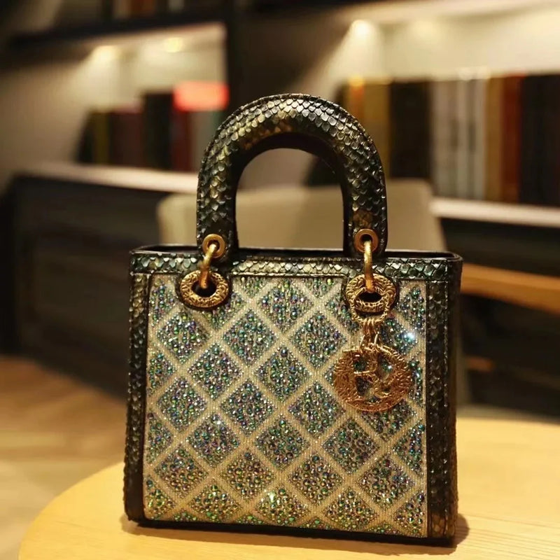 Diamanté Argyle Shoulder Crossbody Bag – 2024 Luxury Style
