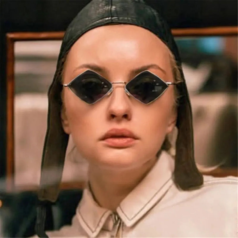 Irregular Rhombus Vintage Sunglasses – Small Frame Retro Alloy Shades
