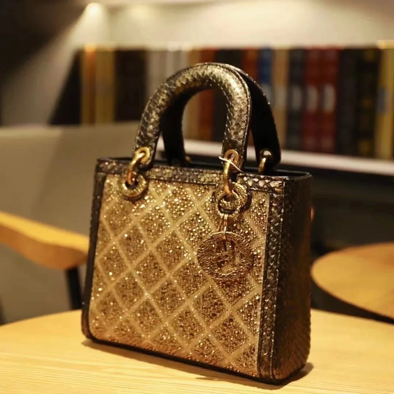 Diamanté Argyle Shoulder Crossbody Bag – 2024 Luxury Style