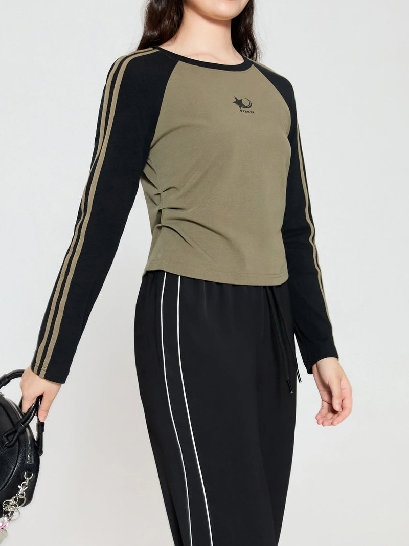 DUSHU Retro Round Neck Long Sleeve Tee